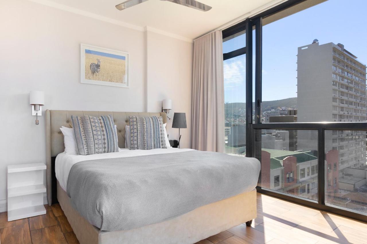 Urban Oasis At The Four Seasons Apartment Cape Town Luaran gambar