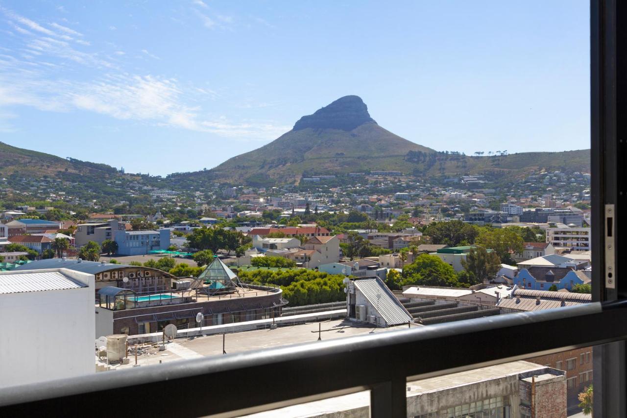 Urban Oasis At The Four Seasons Apartment Cape Town Luaran gambar