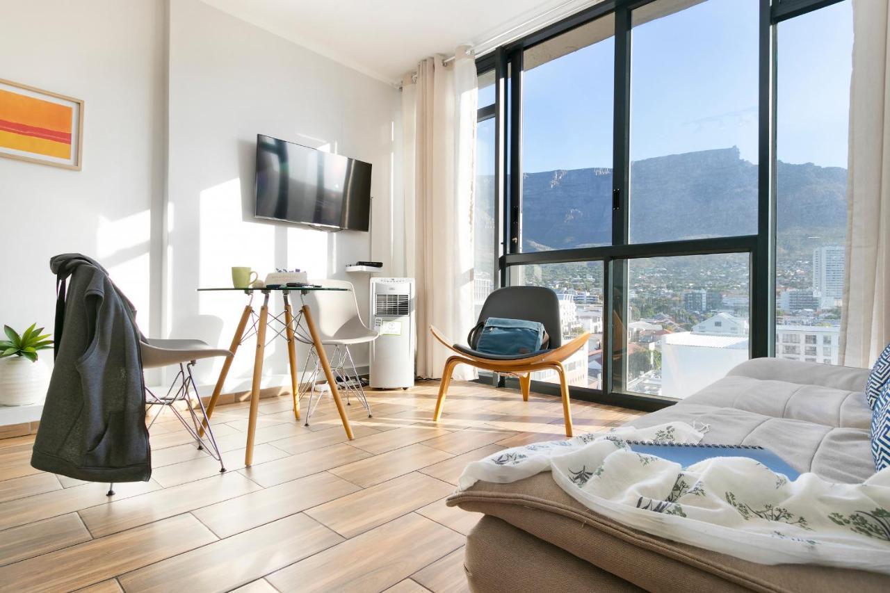Urban Oasis At The Four Seasons Apartment Cape Town Luaran gambar